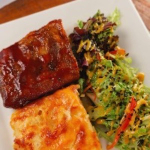 BBQ RIBS, Potatoes and a green mustard salad