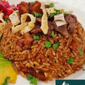 Beef and Chicken fried rice (Aros brua)  served and a thousand island salad